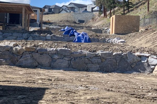 retaining_walls5_stonecreek_excavations